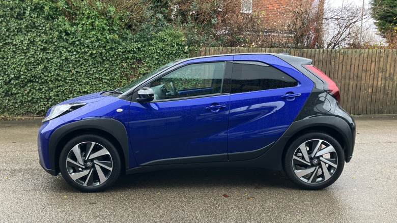 Toyota Aygo X 1.0 VVT-i Edge 5dr Petrol Hatchback